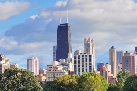 Arosa home care services in Gurnee, Illinois with caregiver assisting senior at home in a suburban setting