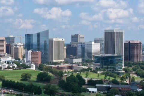 Arosa home care services in Durham, North Carolina with caregiver assisting senior at home in a comfortable setting